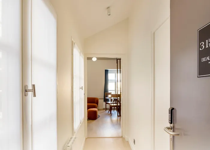 Beauquartier - Marais Pastourelle Апартаменты *